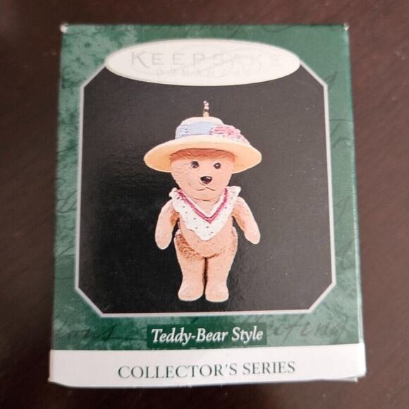 Vintage TEDDY BEAR STYLE - 1998 Hallmark Keepsake Miniature Christmas Ornament - Picture 1 of 2